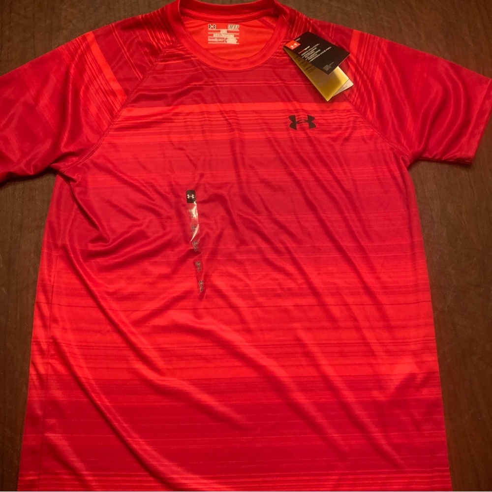 Men’s Under Armour NWT Short Sleeve Shirt Small